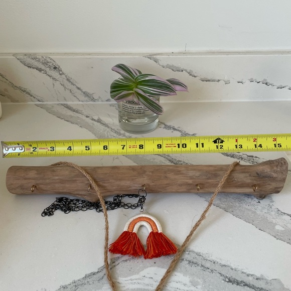 Driftwood jewelry hangers. Bring the nature into your home. - Picture 4 of 4